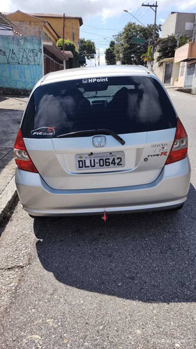 Imagem 8 de 12 de Honda Fit 2004 1.4 Lx 5p