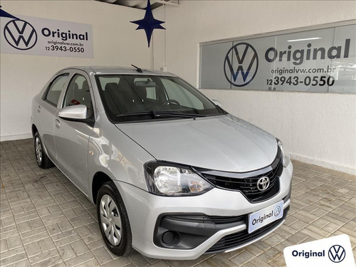 Imagem 1 de 9 de Etios 1.5 X Sedan 16v Flex 4p Manual