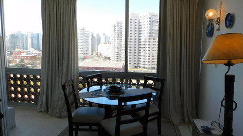 Venta Apartamento Brava 1 Dormitorio 1 Baño, Piso 6, Vista Al Mar, Edificio Vanguardia, Punta Del Este Uruguay Id 14