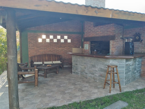 Imagen 4 de 15 de Casa Con Piscina Climatizada Con Bomba De Calor Y Paneles S