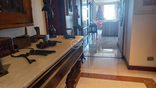 Segurisimo / Equipado Condominio; Dep.4 Dorm.4 Baños,2 Estac