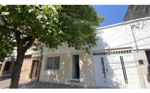 Venta Casa 2 Dormitorios En Barrio General Paz