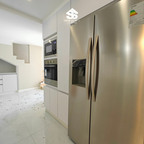 Se Vende Hermosa Casa En Urb. Aramagua Country - Maracay