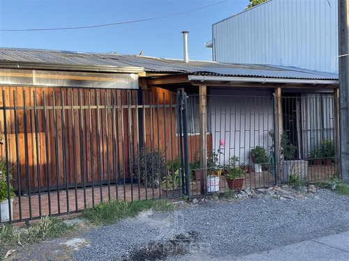 Excelente Casa Sector Rauquen De 3 Dorm Y 2 Baños En Curicó