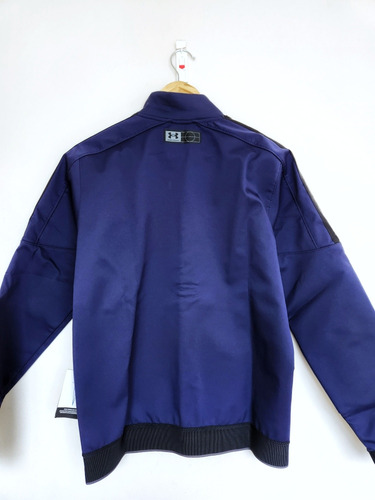 Chaqueta Universidad Católica 2023