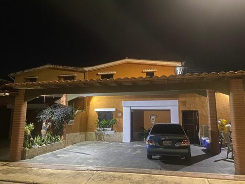 Town House Ubicado En Valle Real San Diego Carabobo. L.m