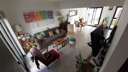 Imagen 5 de 20 de Duplex En Venta En La Plata
