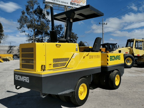 Imagen 4 de 7 de Compactador Neumático Bomag Bw11rh 2005