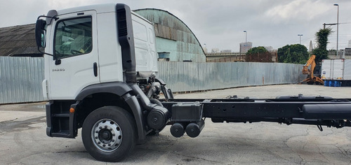 Vw 24280 6x2 2014 Trucado Chassis