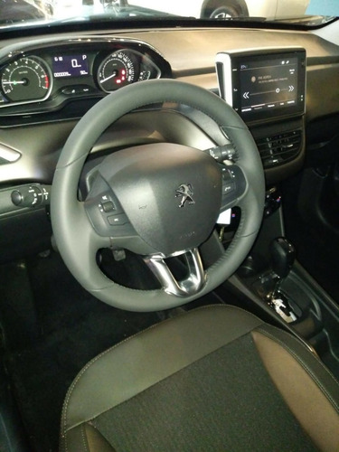 Peugeot 2008 Feline Tiptronic 2021