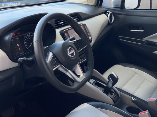 Nissan Versa Exclusive 1.6 16V Flex Aut.