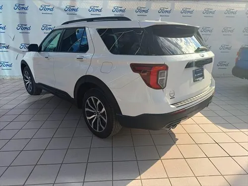 Ford Explorer 3.0 V6 St At