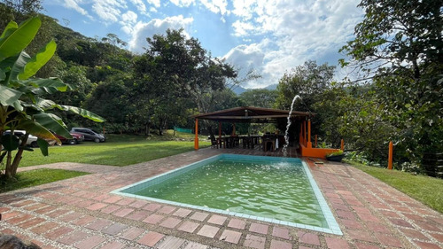 Finca En Cocorná