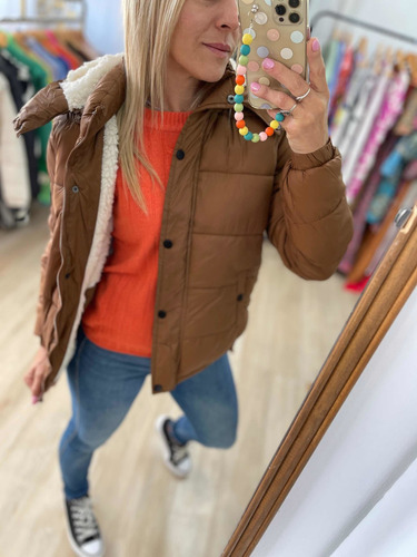 Imagen 10 de 10 de Campera Puffer Forrada En Piel Corderito The Big Shop