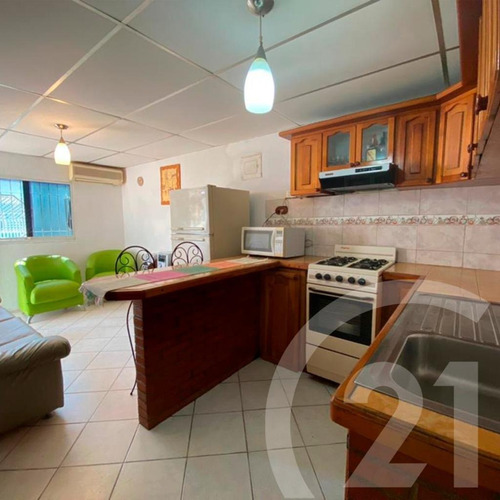 Imagen 5 de 12 de A La Venta Casa En Puerto La Cruz 4hab,3baño,2p/e