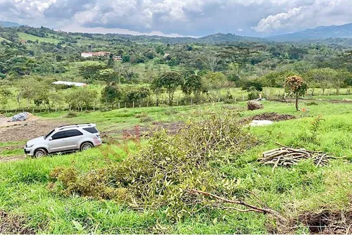 Excelente Lote Dentro De Parcelacion Cerca A Via Principal (12109).
