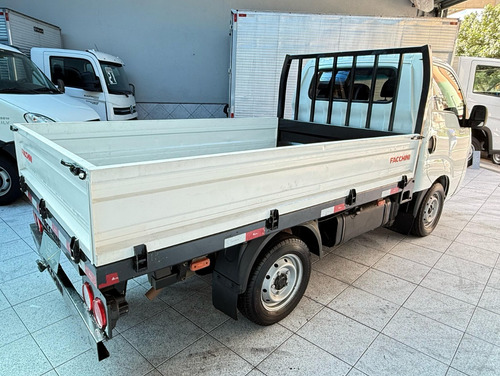 Kia Bongo 2.5 Std 4x2 Rs Turbo S/ Carroceria 2p marchas