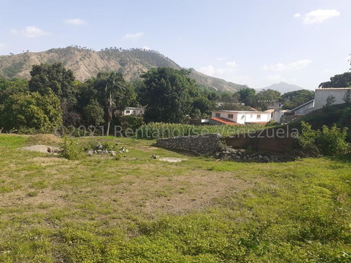 Terreno En Venta En Urb. Los Morros, San Juan De Los Morros. 22-14450. Lln