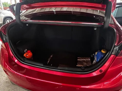 Mazda 3 2.0 Touring