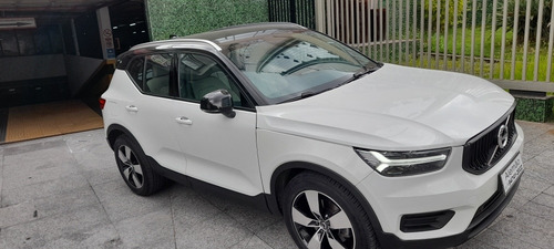 Volvo Xc40 T5 Momentum Automatica Branca 2018 Leilao