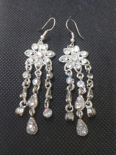 Aretes Largos De Moda Pedrería Fantasía Fina Flores