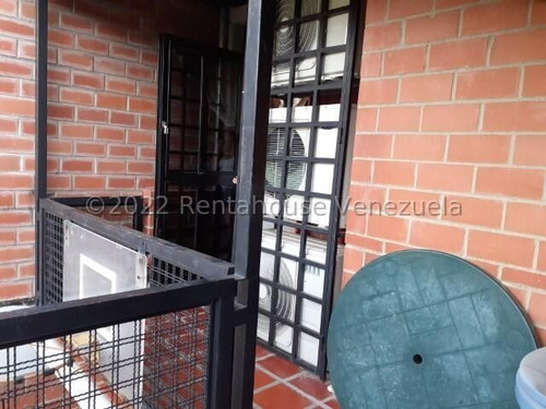Imagen 5 de 24 de Venta De Hermoso Townhouse En Nueva Casarapa / Ofc 23-435