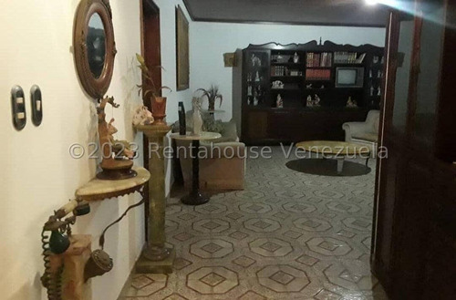 Casa En Venta Los Chorros Jose Carrillo Bm Mls #24-11073