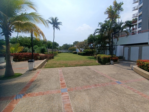 Apartamento De Playa En Venta Camurí Grande