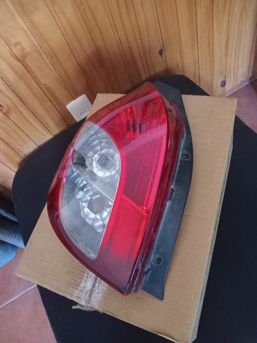 Farol Trasero Izquiero Original Suzuki Alto Con Detalles