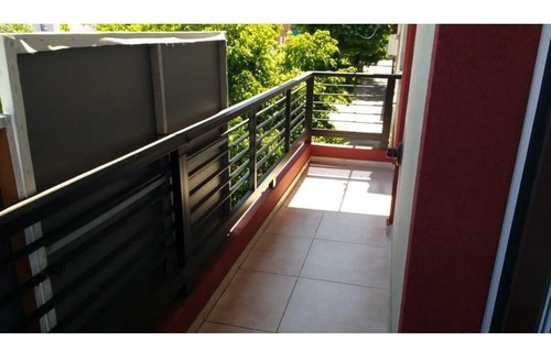 Imagen 6 de 6 de Dúplex En Venta 5 Entre 69 Y 70