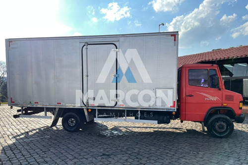 Imagem 7 de 10 de Mercedes Benz 710 Baú