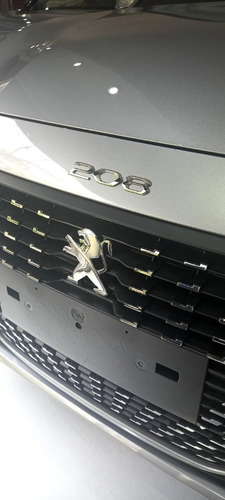Imagen 15 de 23 de Peugeot 208 Allure Pack 1.6 M 2023