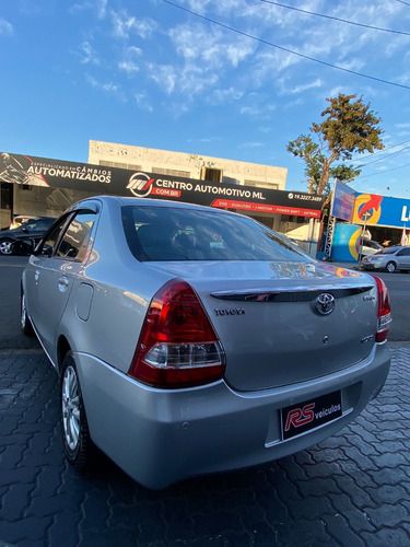 Toyota Etios Sedán XLS 1.5 (Flex)