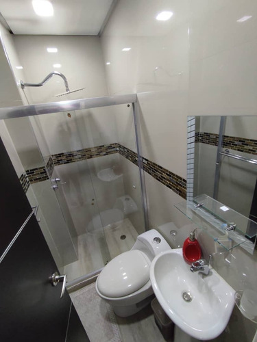 Imagen 10 de 12 de Apartamento En Res. Bárbara Palace. Foa-2156