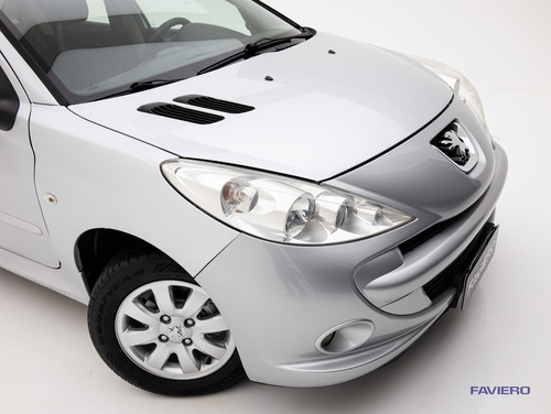 Imagem 9 de 14 de Peugeot 207 Hatch Xr S 1.4 8v (flex)
