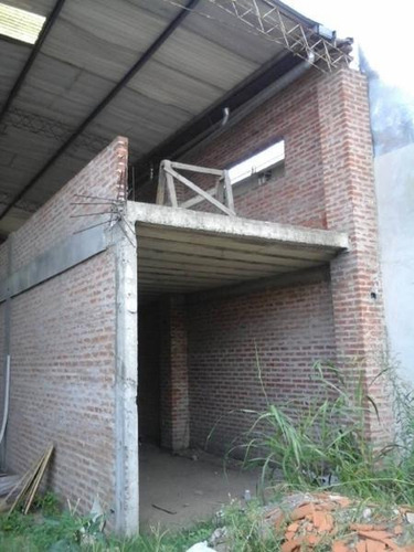 Imagen 1 de 8 de Galpon