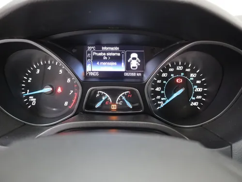Ford Focus TITANIUM 2.0 TP CT TC 4P