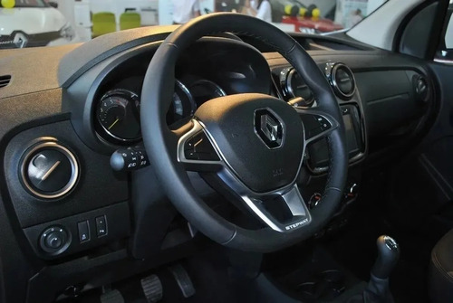 Imagen 18 de 25 de Renault Kangoo Stepway Nafta O Diesel 2023 Stock Propio (e)