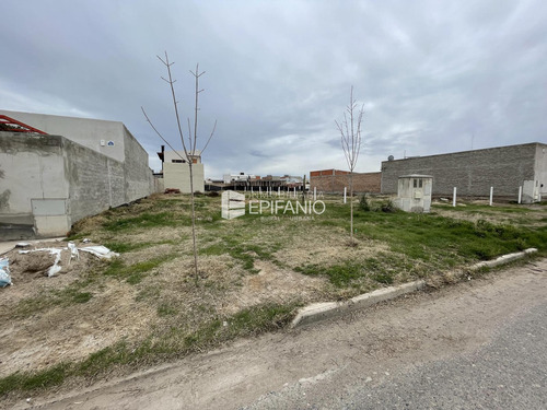 Venta - Lote En Barrio Eca - Zona Residencial - T048