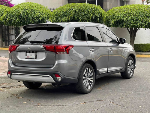 Imagen 5 de 11 de Mitsubishi Outlander 2.4 Limited Cvt 2019 $447,000