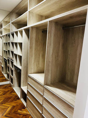 Venta 4 Ambientes Remodelado Con Cochera En Palermo Chico