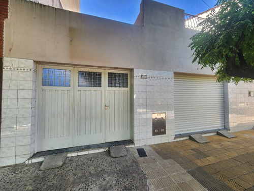 Venta. Lote De 8,66x26. Casa Multifamiliar (ideal Para 2 Familias). Villa Madero