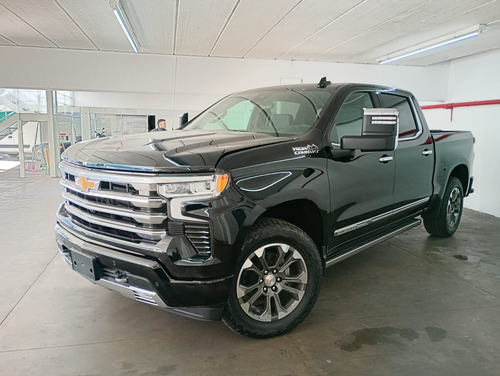 Chevrolet Silverado 5.3 V8 High Country