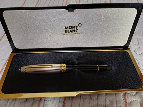 Caneta Montblanc Tinteiro 146 Doue Pinstripe M Preto Preto (Usado)