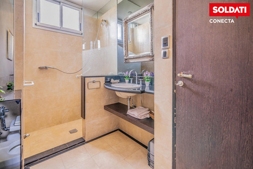 Departamento De Época Con Cochera Fija En Venta - Palermo Chico