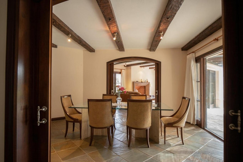 Alquiler De Casas De 4 Dormitorios En Cumbres De Carrasco. Barrio Privado