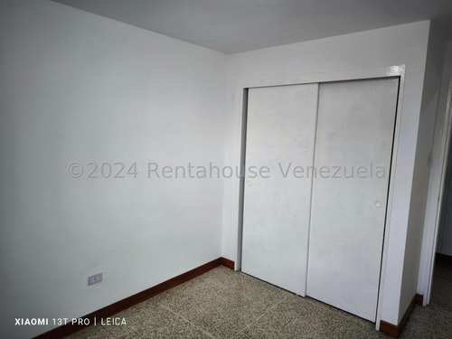 Apartamento En Alquiler En Horizonte Piso 6 (24-27430) / Hairol Gutiérrez