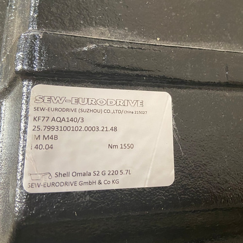 Reductor Sew Eurodrive Kf77 Aqa140/3 Para Motores