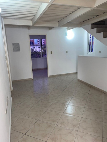 Town House Uso Comercial En Venta Lecheria Calle El Limon