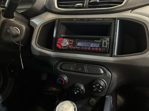 Chevrolet Onix Onix 1.0 MPFI LS 8V FLEX 4P MANUAL